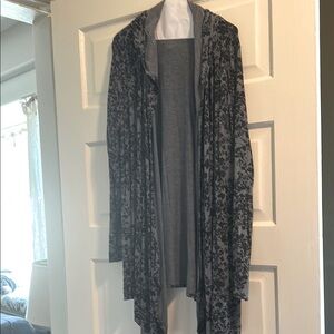 Cuddl Duds Gray/Black Patterned hooded Cardigan